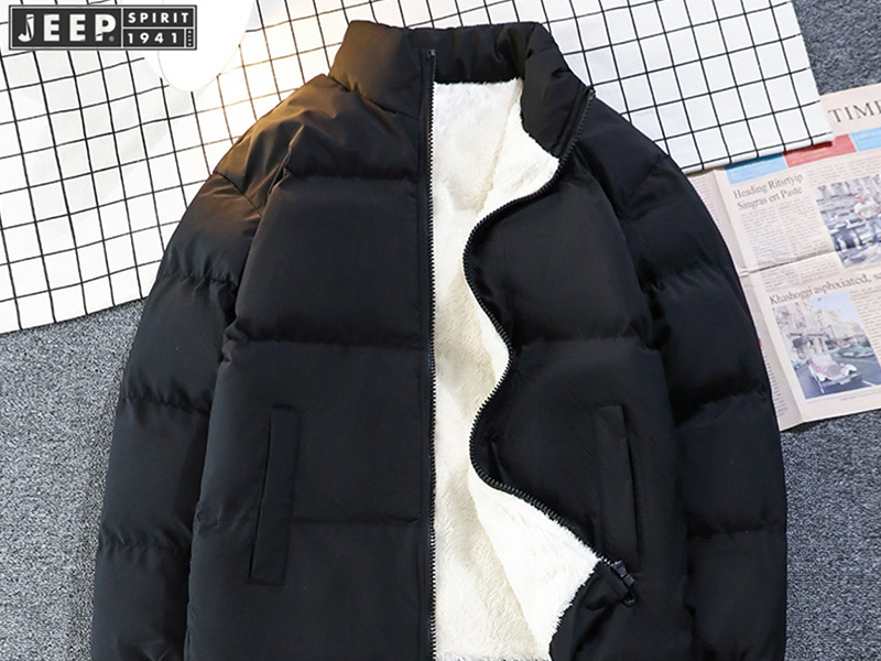 ダウンジャケット